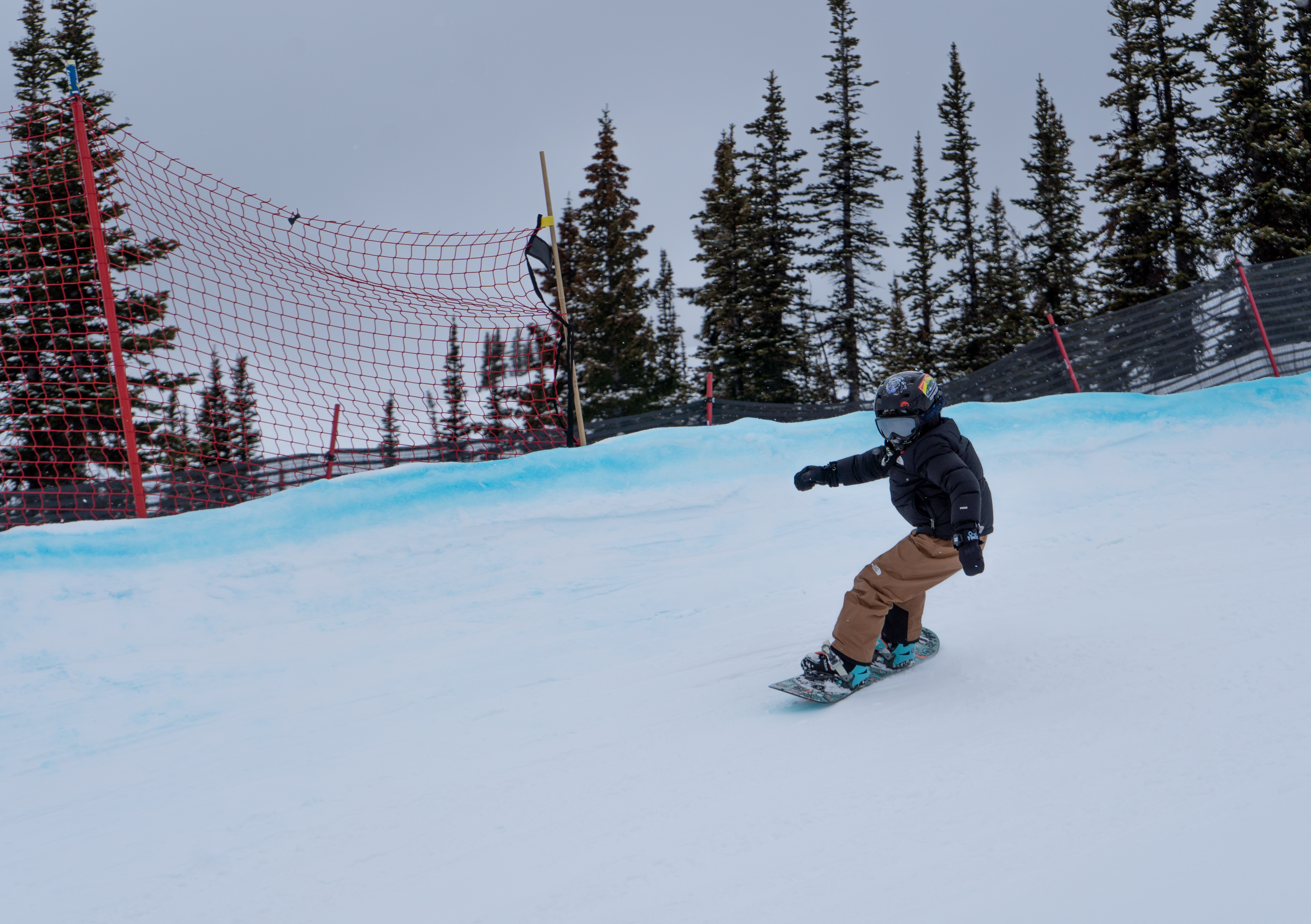 Kicking Horse Mountain Wranglers Group Snowboard Lessons (Ages 6 - 9)