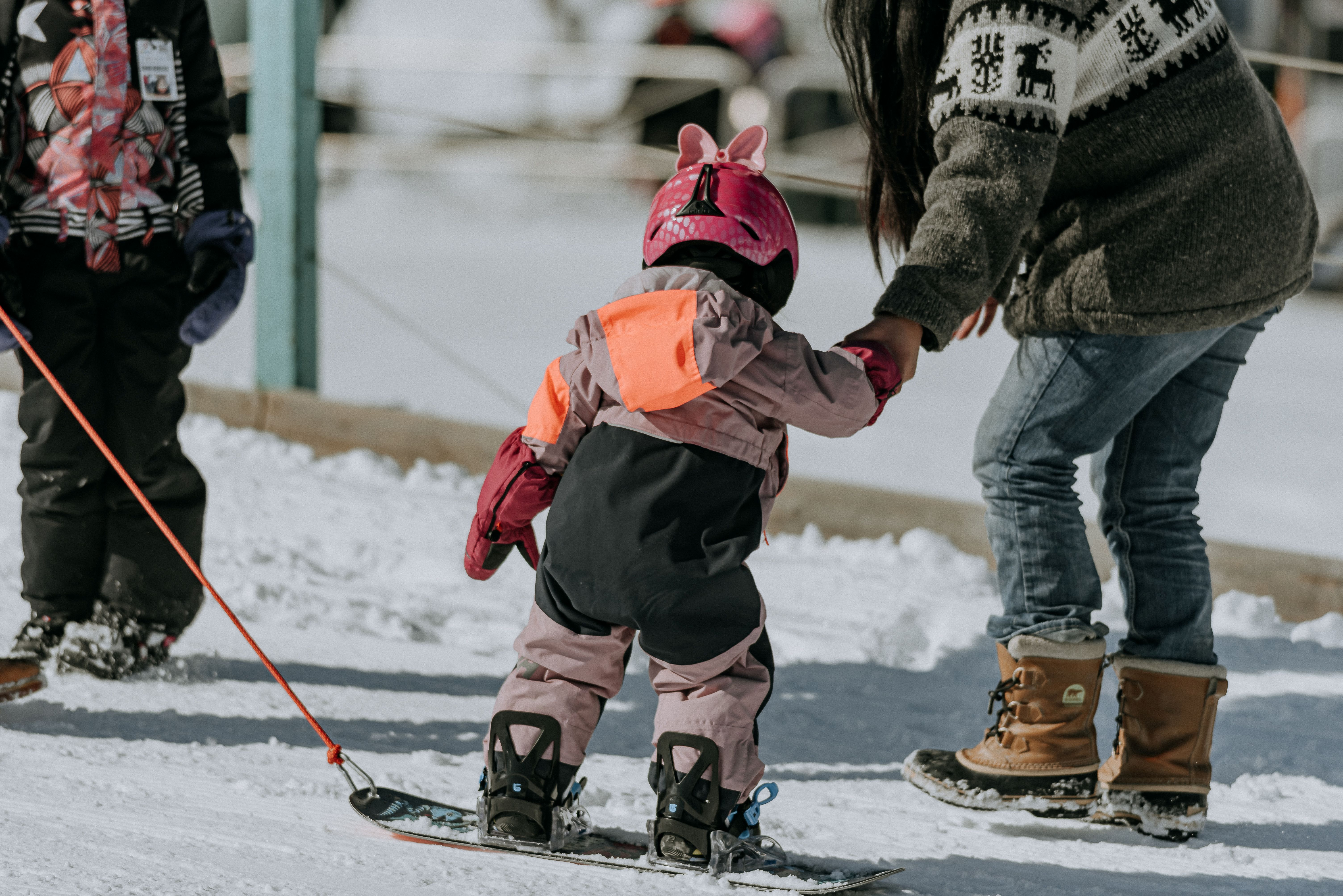 Kids Full Day Group Snowboard Lesson (Age 6-12)